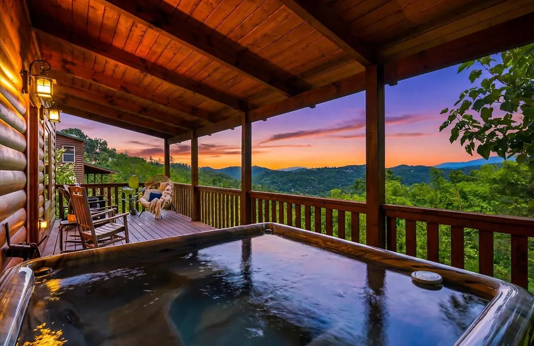 Heavenly Daze Amazing Mountain View, Hot Tub, Game Room!-1