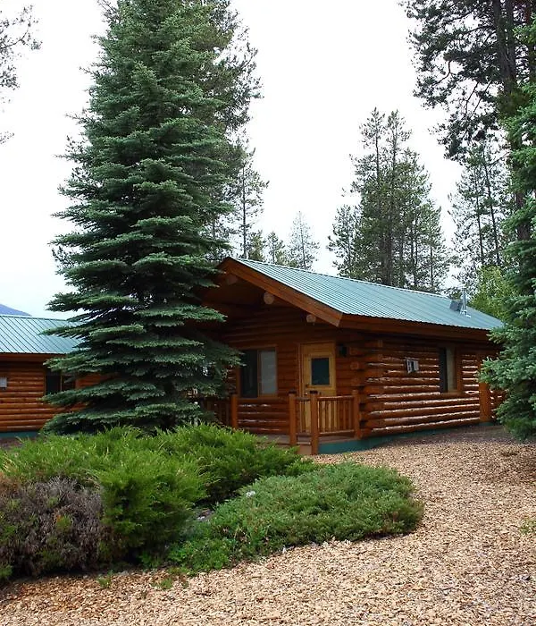 Silverwolf Log Chalets-1