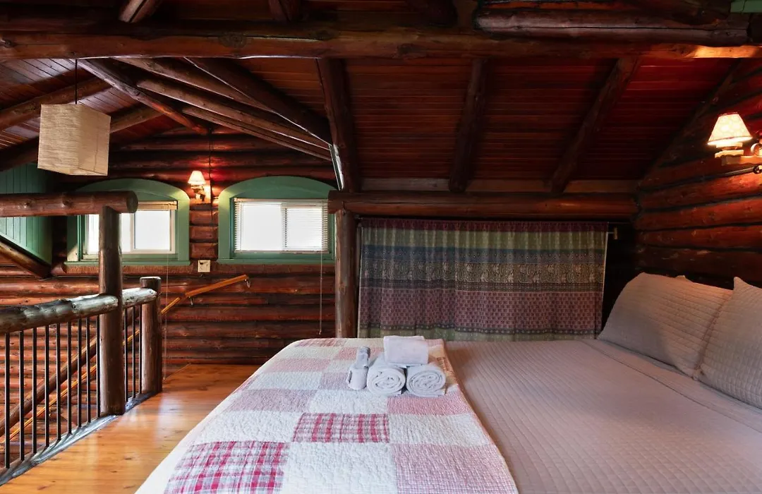 Les Chalets Sauvignon-1