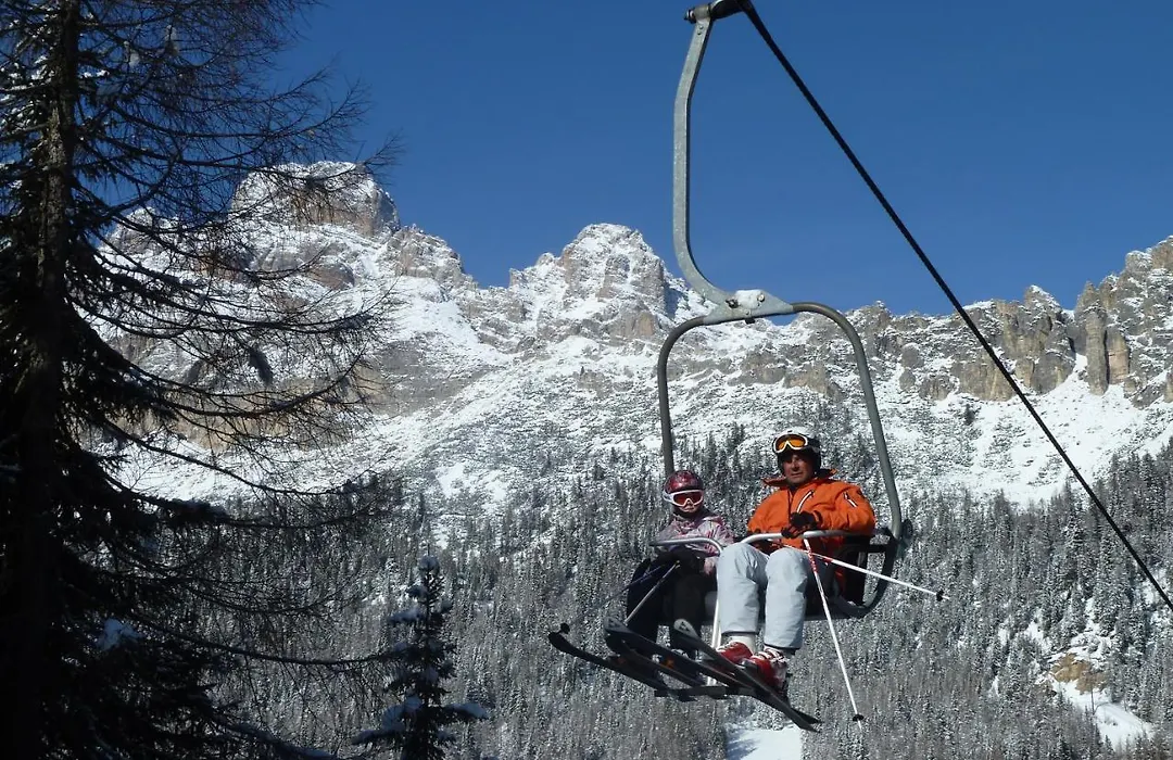 Albergo Chalet Lago Antorno-1