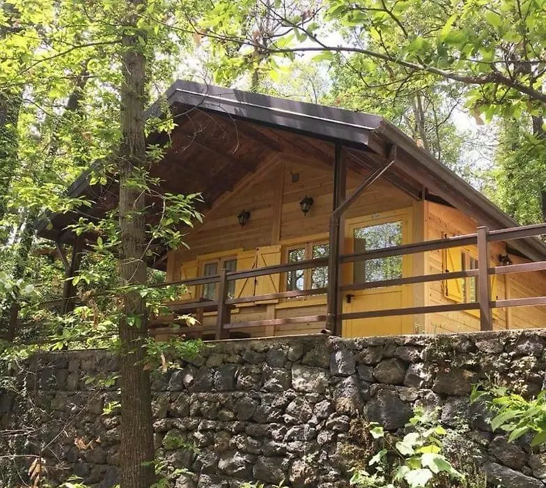 Chalet Etna Milo-1