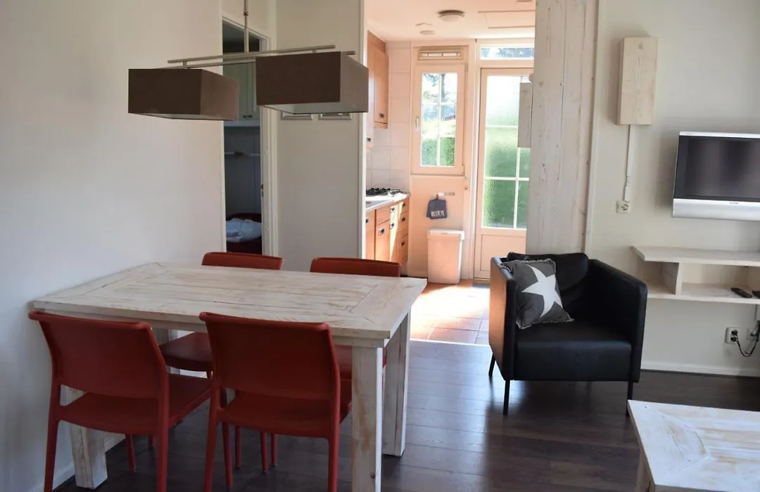 Heuveltjes 4 pers. bungalow-1