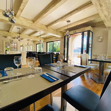 Le Chalet au bord du lac-2