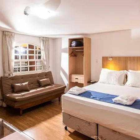 Hotel Chalet Monet - Granja Vianna-2