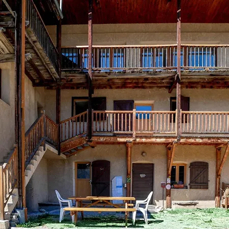 Chalet Le Genepy With Amazing Views!-3