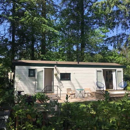 Sfeervol vakantiehuisje in bosrijke omgeving-3