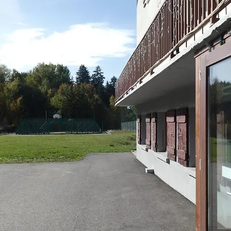 Chalet Les Pieux-3