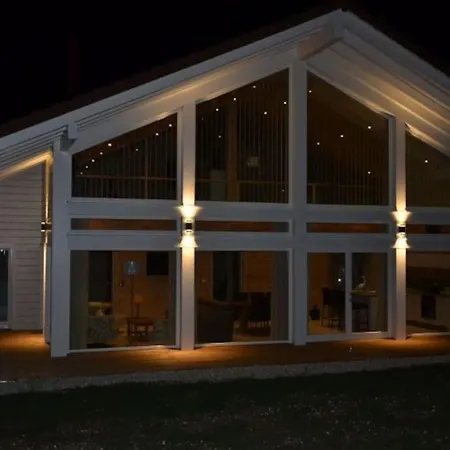 chalet bien-être 100m² -Gîte les 4 saisons - Lac de Chalain-2