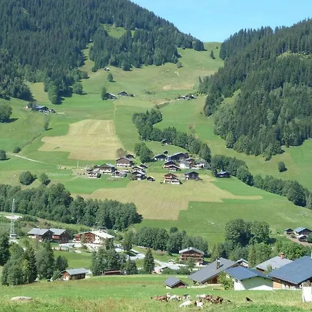 Chalet près des pistes, 8 personnes, 4 chambres - CH11-2