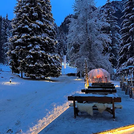 Chalet Queen-3