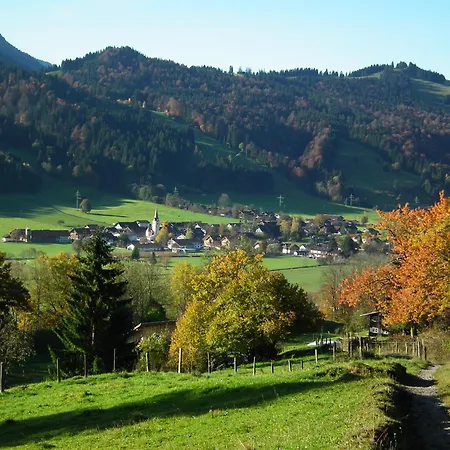 Dorfhaus Chalets-3