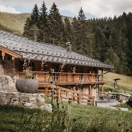 Die Suttenhütte - Chalet 1034 m über dem Alltag-2