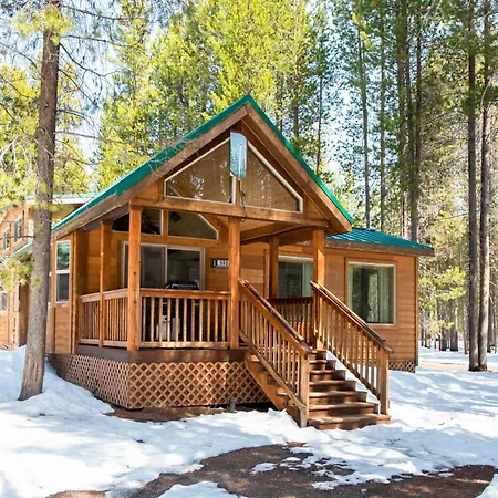 Willamette Pass Inn & Chalets-2