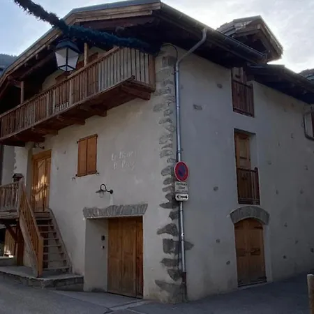 Maison Spacieuse Au Centre De Courchevel Pour 8 Pers. Avec Cheminee Et Parking - Fr-1-568-18-3