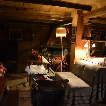 Hotel Chalet Svizzero-3
