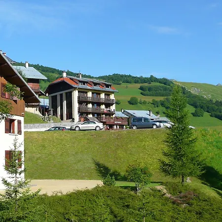 Hotel Chalet Du Crey-3