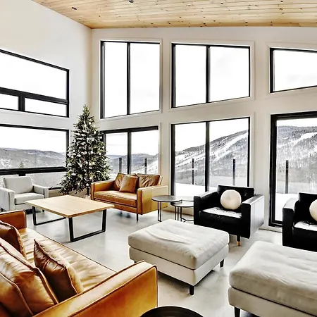 Blanc 24 - Les Chalets Alpins, Stoneham-2