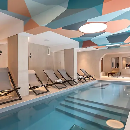 Chalet Hotel Le Prieure & Spa-3