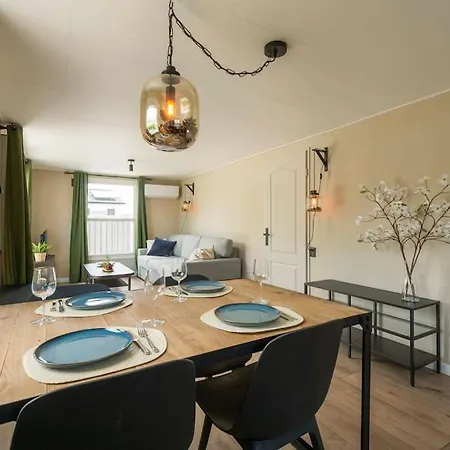Tuinfluiter - Lodge 49-2
