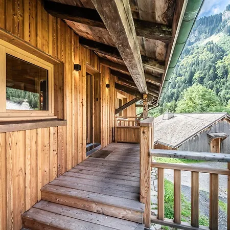 Le Soli 6 Bedroom Period Chalet 1798 Sleeps 12 Morzine-2