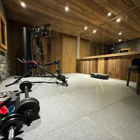 Chalet M-2