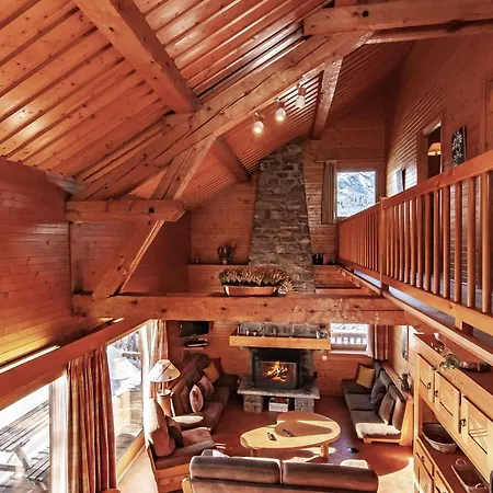 Chalet familial 10 pièces à Meribel, proche des pistes, avec cheminée et terrasse, 12 personnes - FR-1-180-625-3