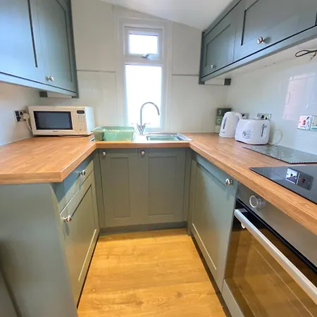 Two Bed Chalet With Sea Views-3