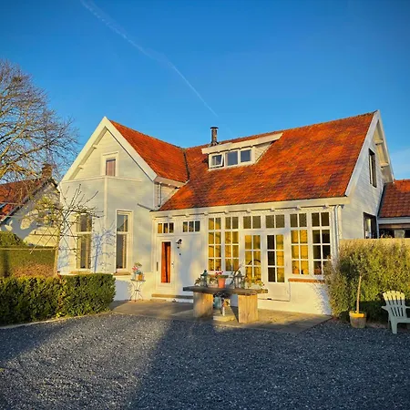 George's Lodges Renesse-3
