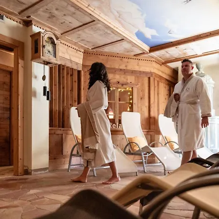 Chalet Alpenrose Bio Wellness Naturhotel-3