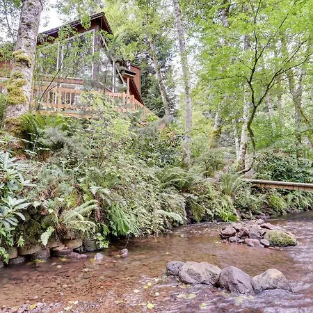 Shadowbrook Chalet-3