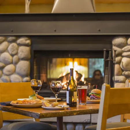 Holland America Denali Lodge-3