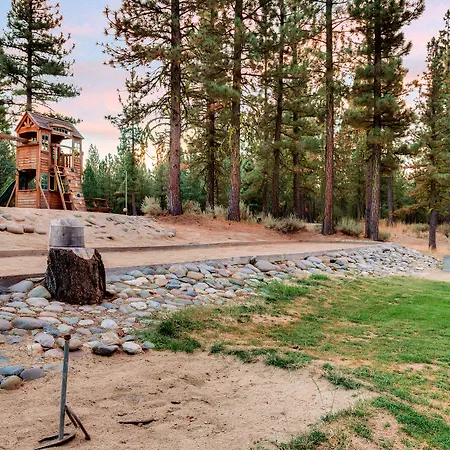 Chalet View Lodge-3