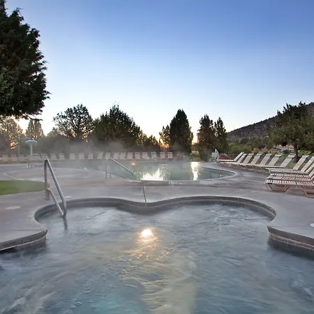 The Lodge At Eagle Crest-2