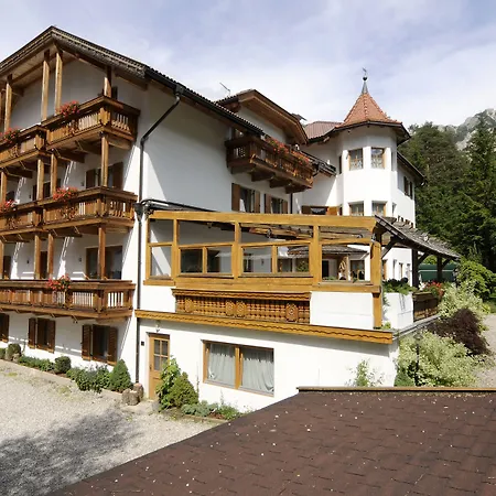 Hotel Chalet Corso-2