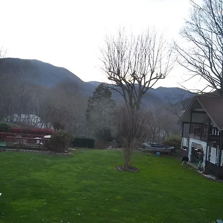 The Chalet Motel & Apartments-3