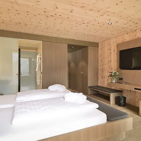 Gradonna Mountain Resort Chalets & Hotel-2