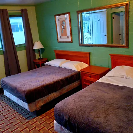 Chalet Inn Motel-2