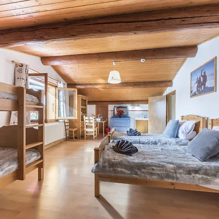 Chalet Bluebell-2