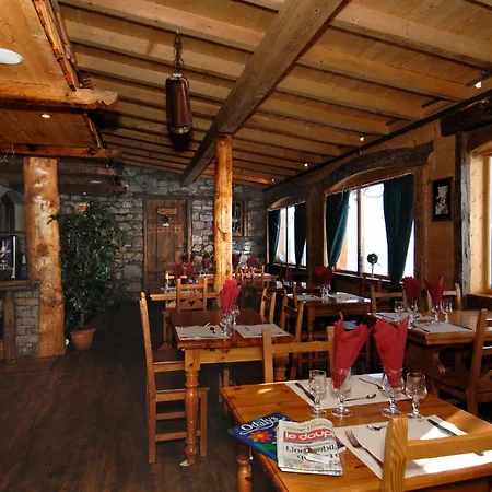 Hôtel Odalys Chalet Alpina-2