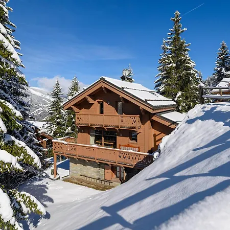 Chalet Chaleureux Avec Cheminee Et Jacuzzi A Meribel - Fr-1-688-18-3