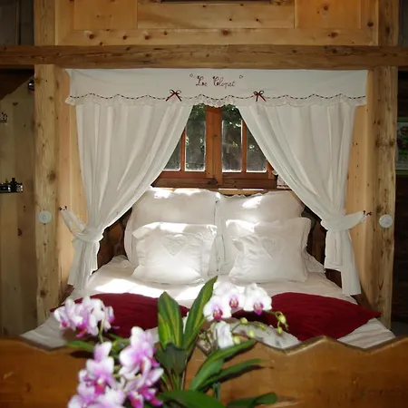 Hôtel Les Chalets de Philippe avec Jacuzzis Privatifs-2