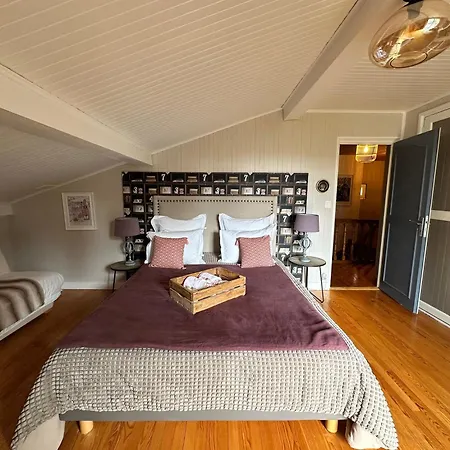 Le Chalet Des Pesettes-2