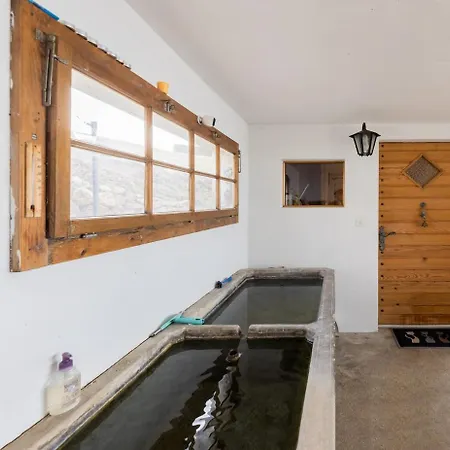 Le Chalet, Mont Pelerin-2