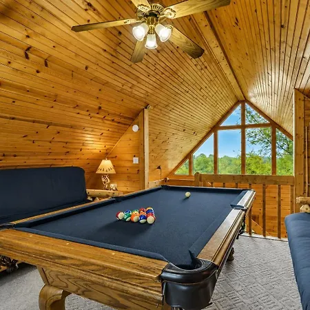Red Oak Ridge, Hot Tub, Pool Table, Wifi, 560 Free Tickets Each Paid Day!!!-2