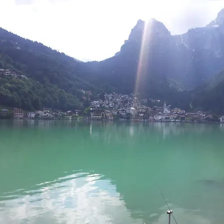 Appartamenti Chalet Al Lago-3