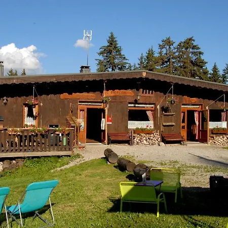 Hôtel Chalet Le Caribou-2