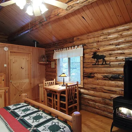 Silverwolf Log Chalets-2