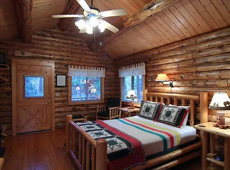 Silverwolf Log Chalets-3