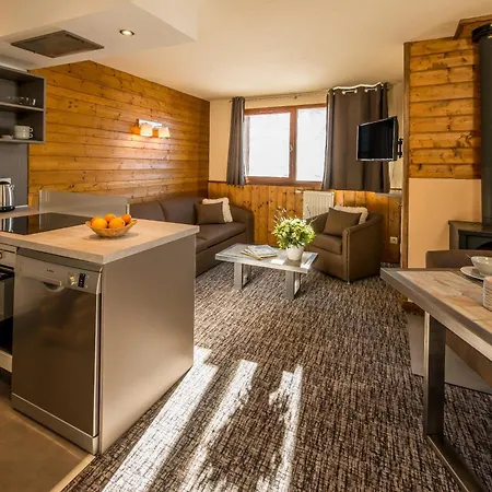 Chalet Val 2400-3