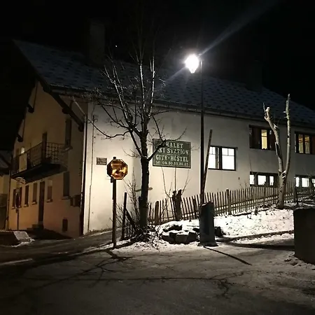 Chalet-Ski-Station-2